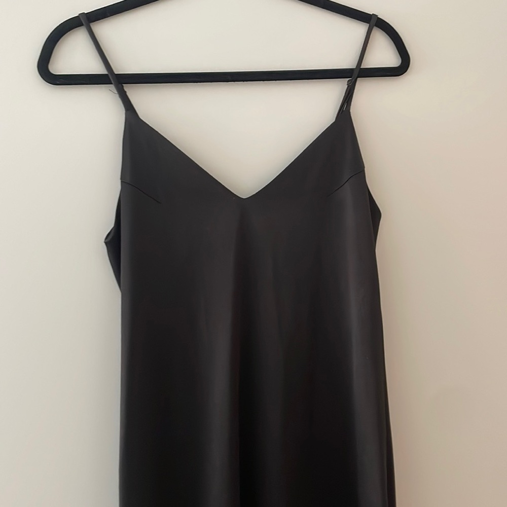 Alice + Olivia black silk gown with high low hem size small S Alice and Olivia